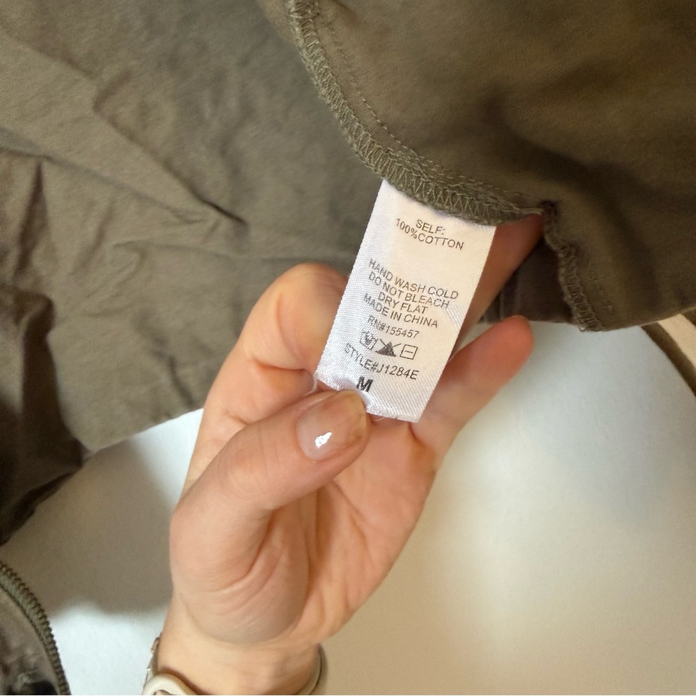 Windsor Olive Cropped Utility Jacket with Drawstring - Picture 6 of 7